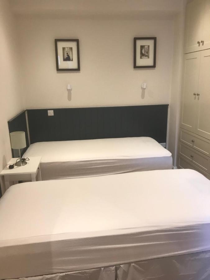 Eyre Luxury Apartment غالواي المظهر الخارجي الصورة